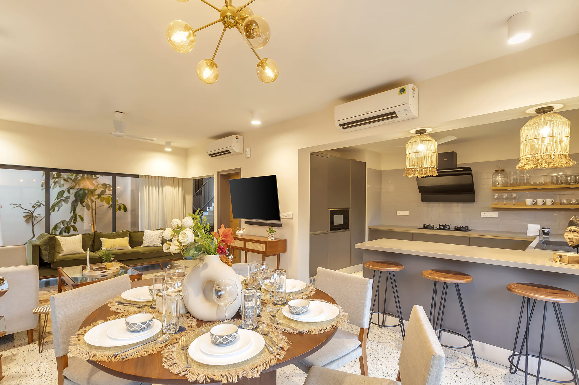 Villa Elegancia + Villa Alegria By Utopian Villas