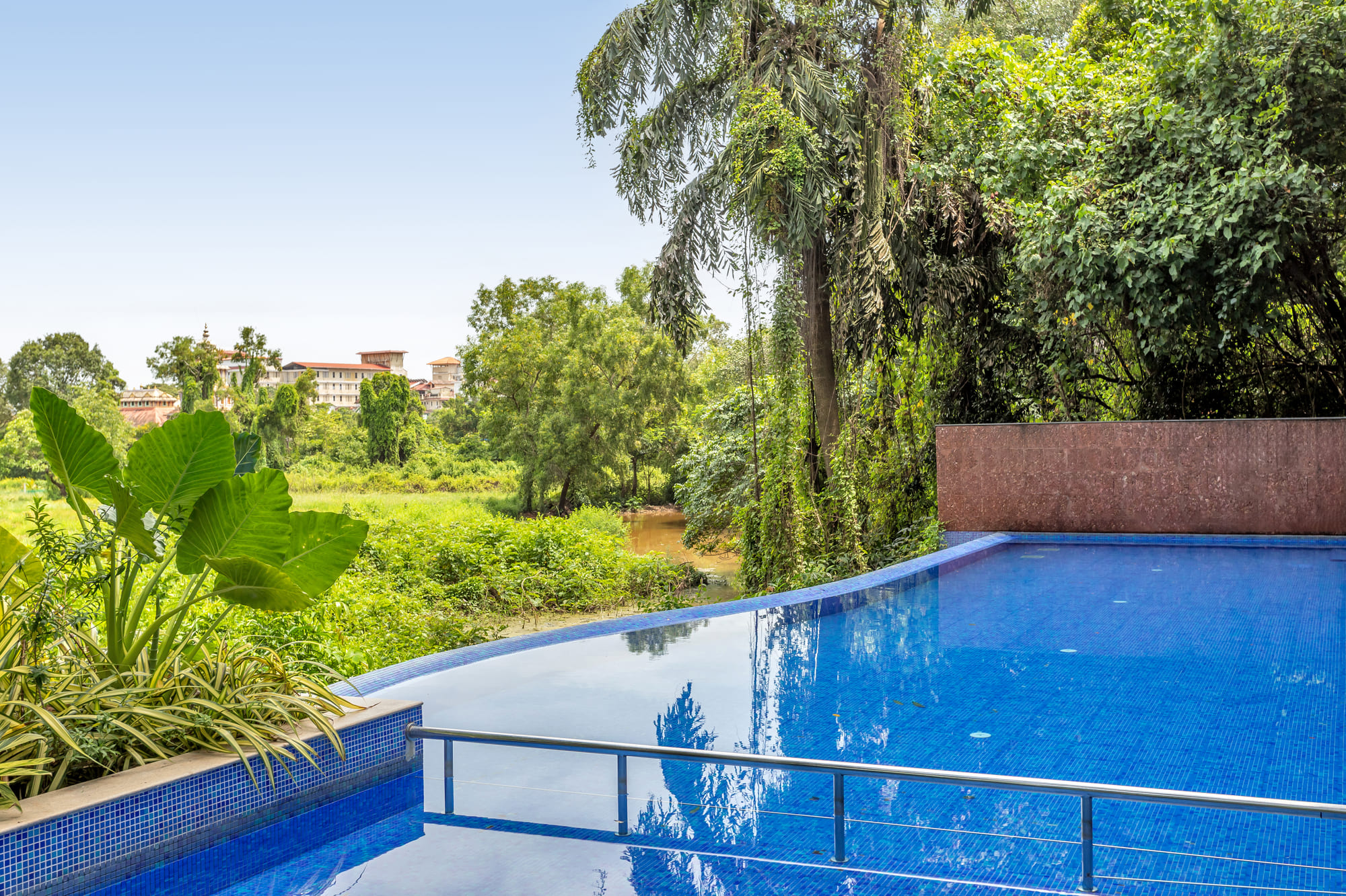 Alívio by Utopian Villas